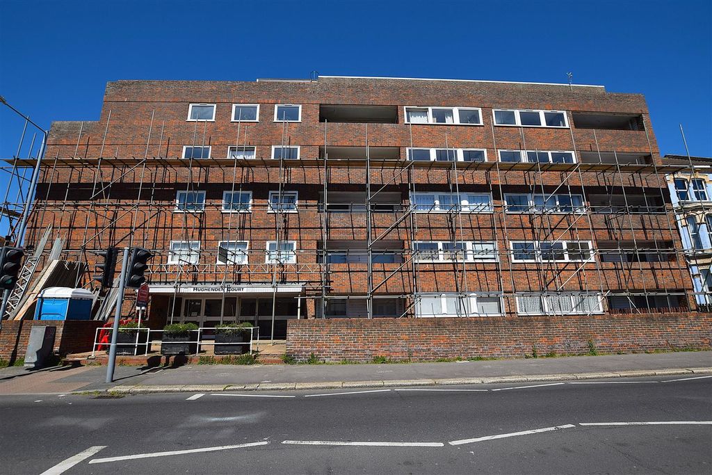 Property photo 1 of 10 Hughden Court Outside Picture.Jpg