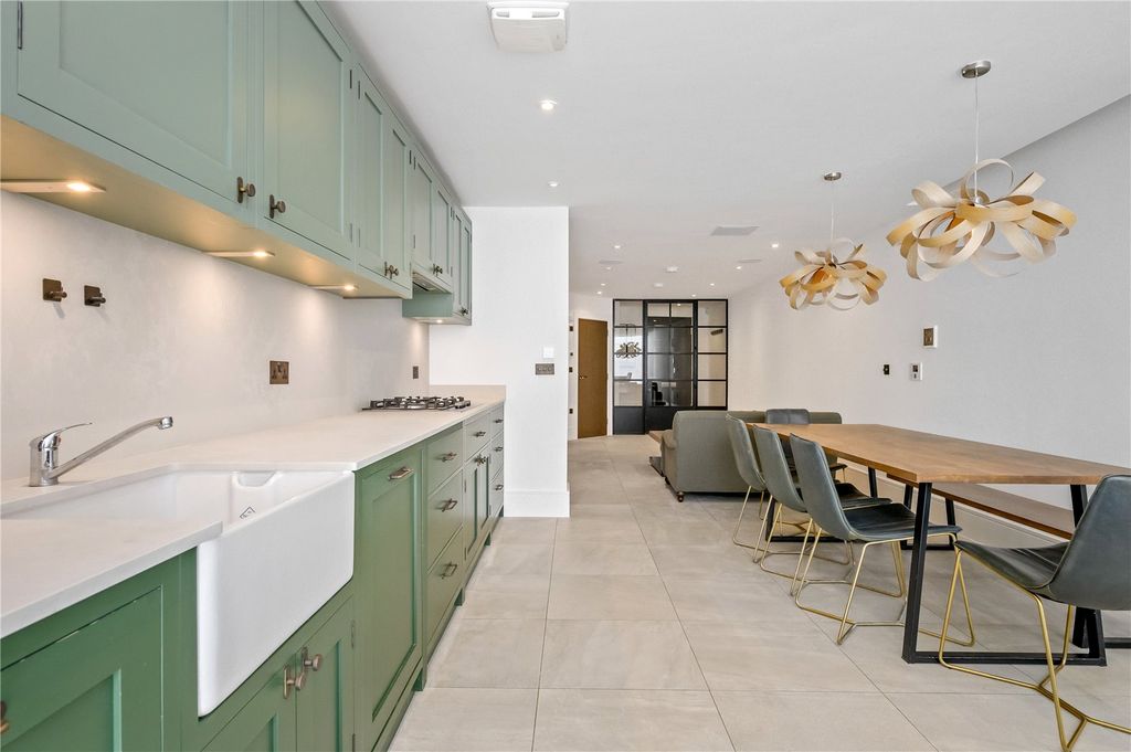 Property photo 1 of 26 Kitchen