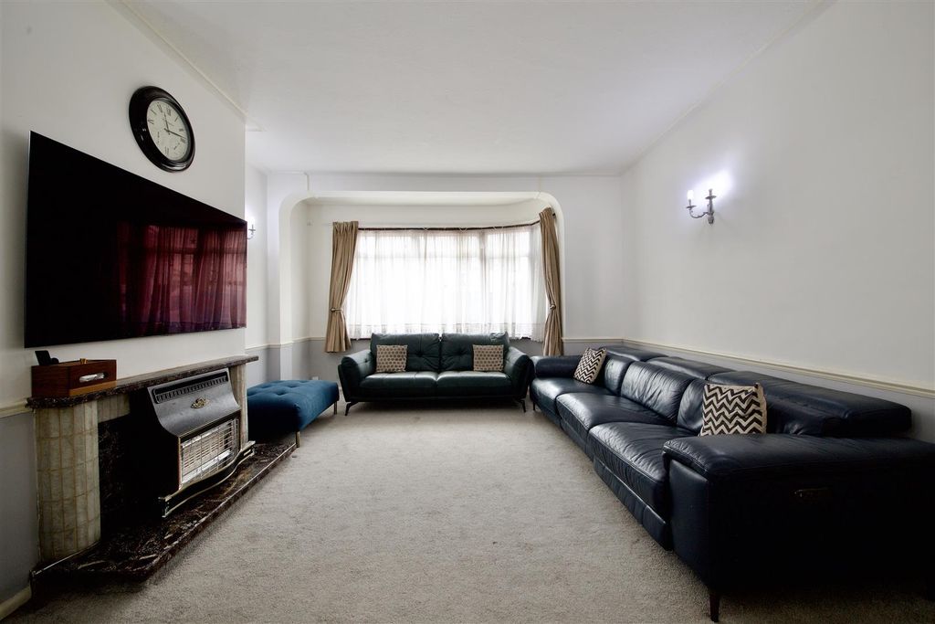 Property photo 2 of 19 Img_4844.Jpeg