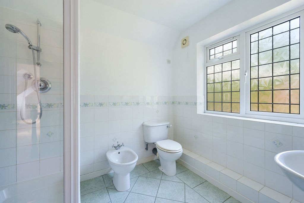 Additional image 19 of 5 bed detached house for saleHoltye Road, East Grinstead RH19