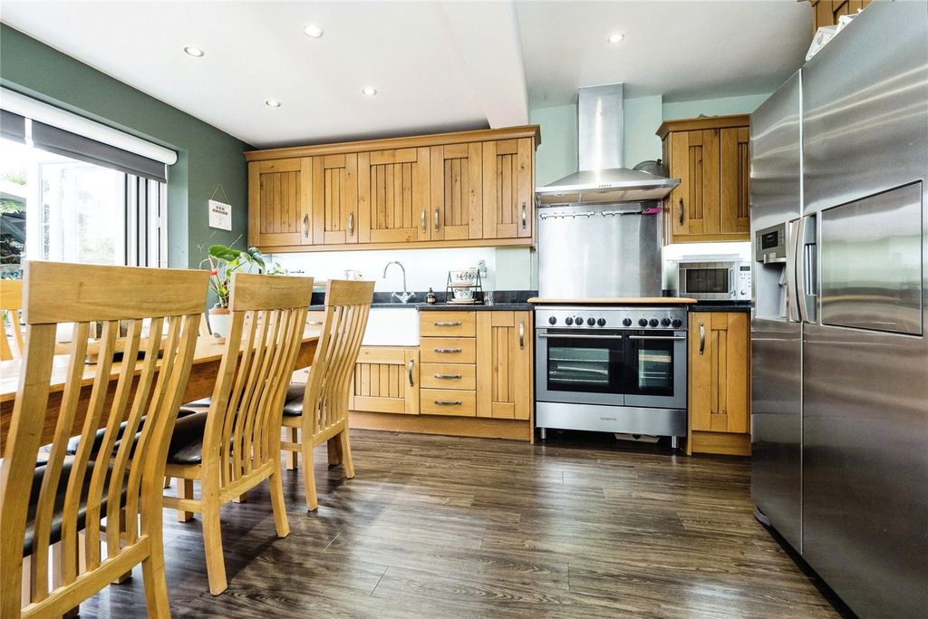 Property photo 2 of 16 Photography