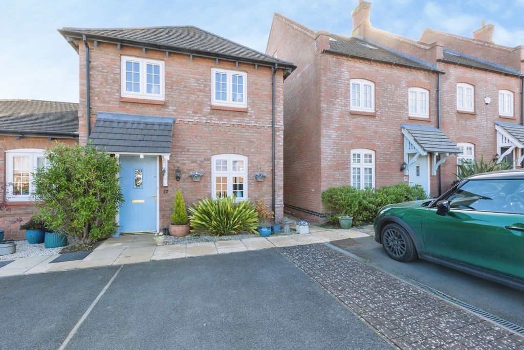 Property photo 1 of 17 Front