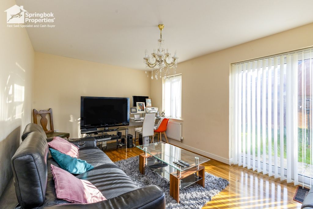 Property photo 2 of 12 Image 1