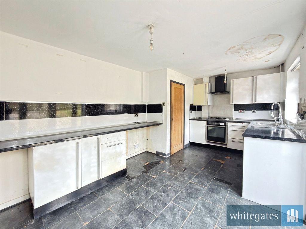 Property photo 3 of 19 Picture No. 26