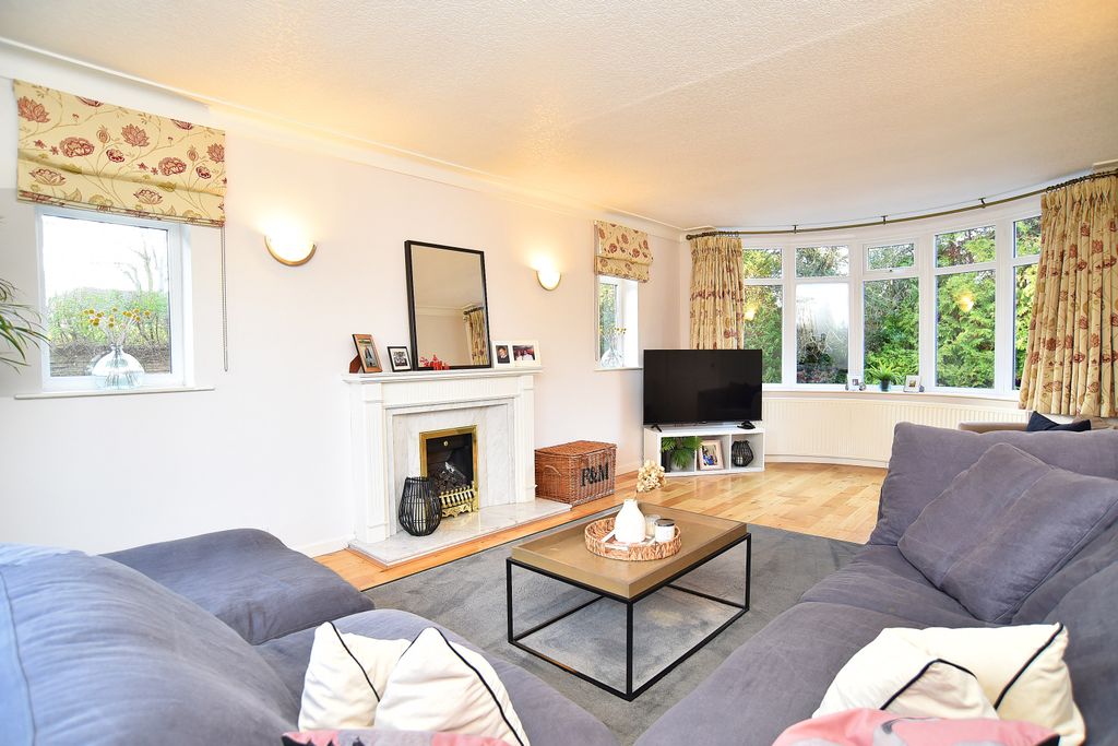 Property photo 2 of 18 App_7578