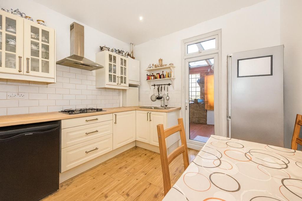 Property photo 3 of 12 2.Png