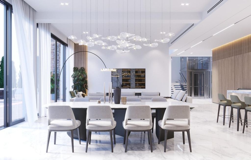 Property photo 3 of 43