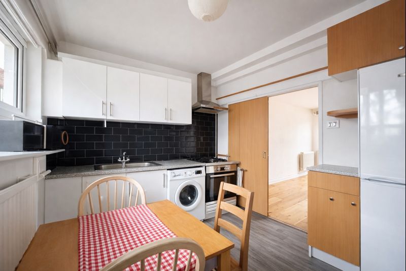 Property photo 3 of 10 Gallery