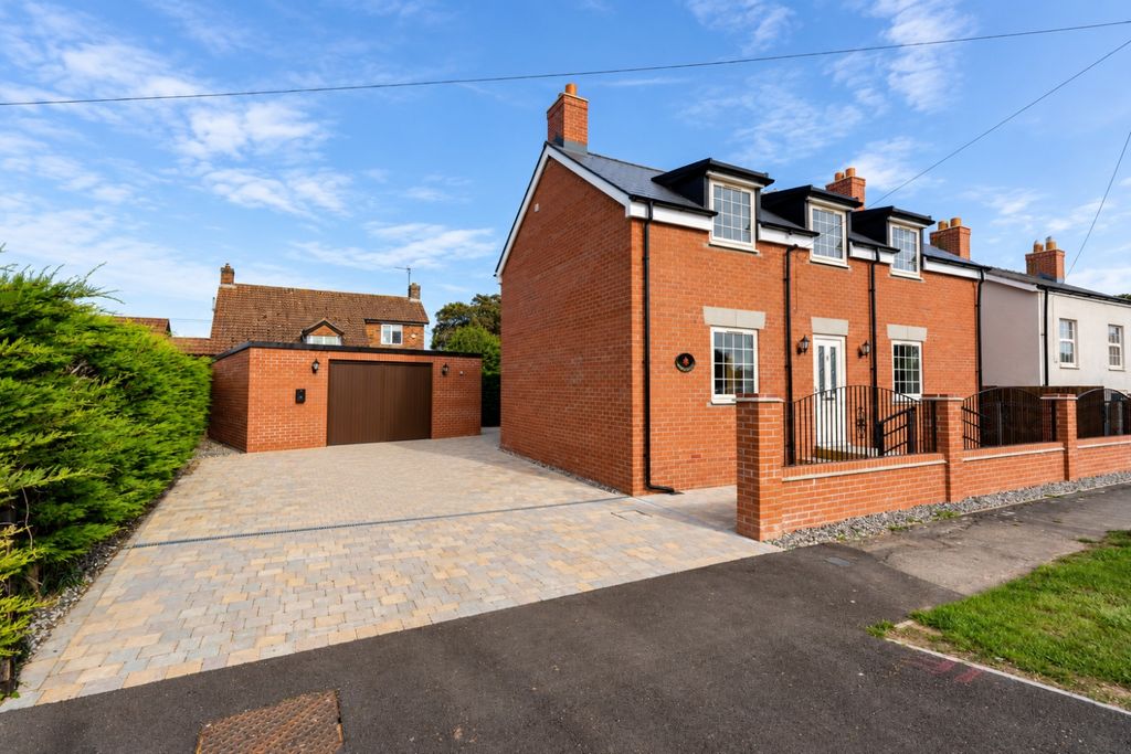 Property photo 1 of 27 1.