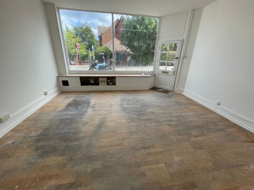 Property photo 2 of 3