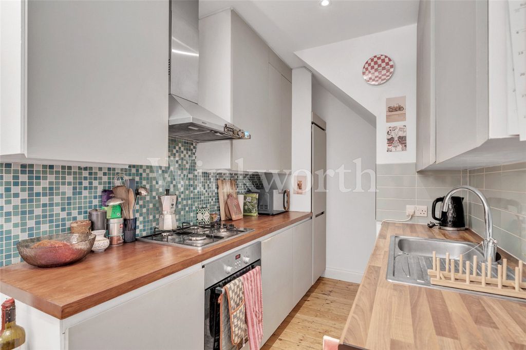 Property photo 3 of 12 Picture No. 48