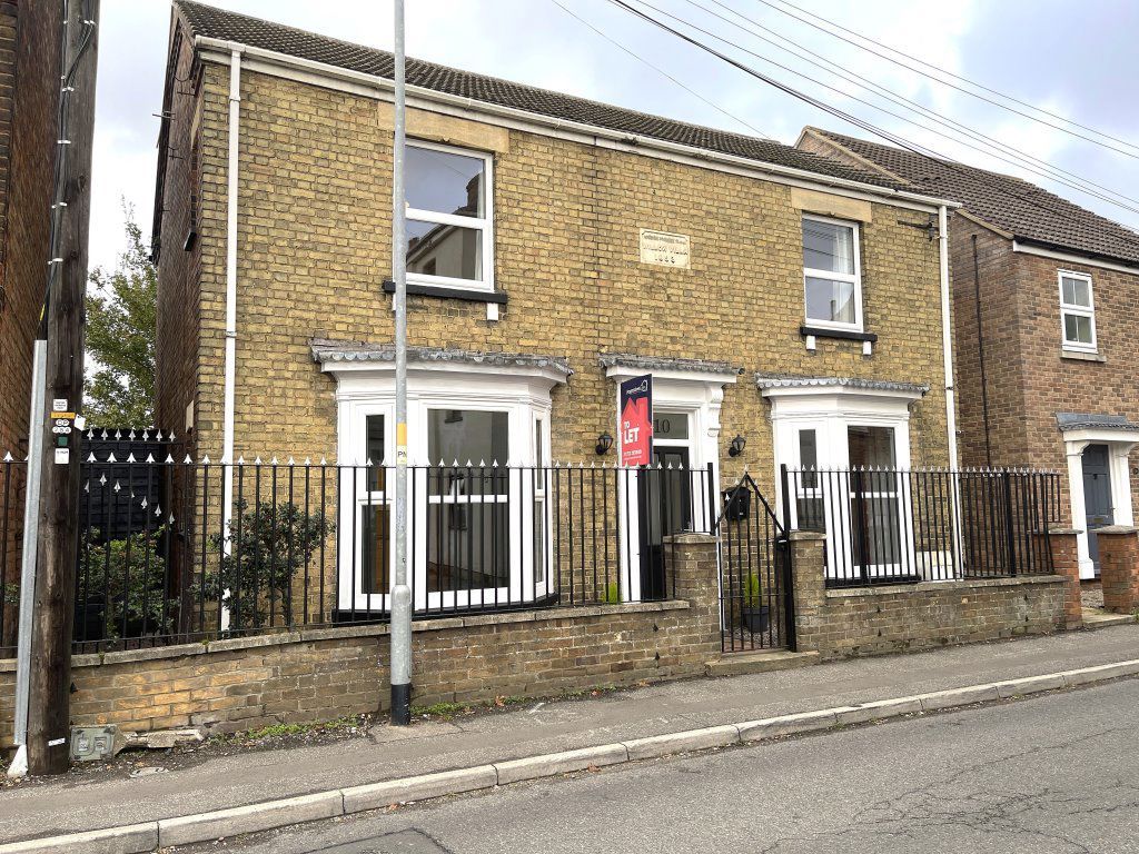 Property photo 1 of 34