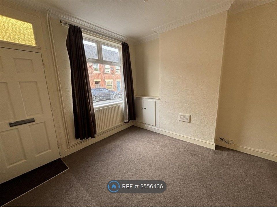 Property photo 3 of 5