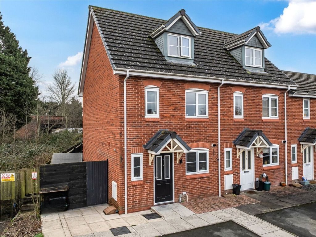 Property photo 1 of 17 Picture No. 27