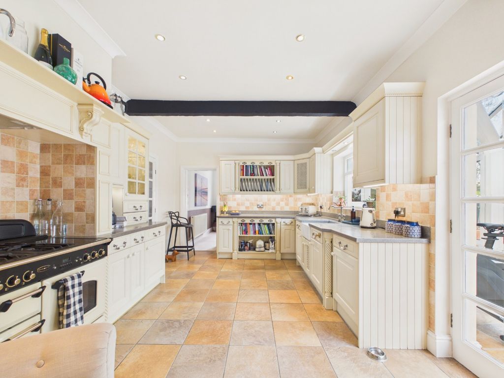 Property photo 2 of 41 5133104