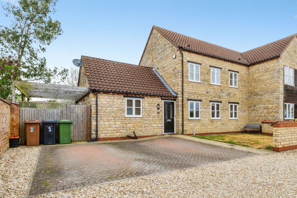 Property photo 1 of 15 Front View