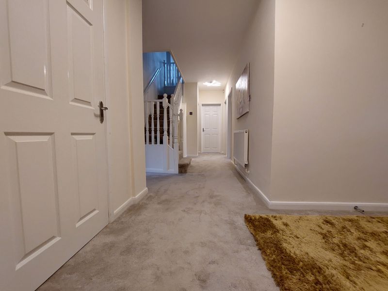 Property photo 3 of 32 Photo 8