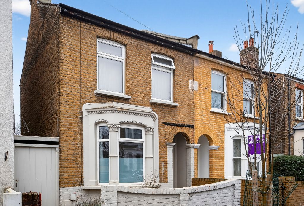 Property photo 1 of 24