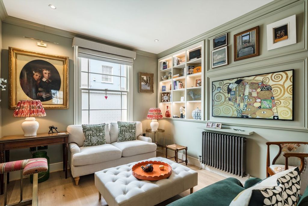 Property photo 3 of 18