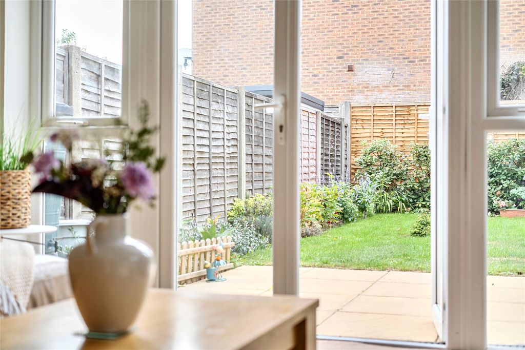 Property photo 3 of 19 Picture No. 33
