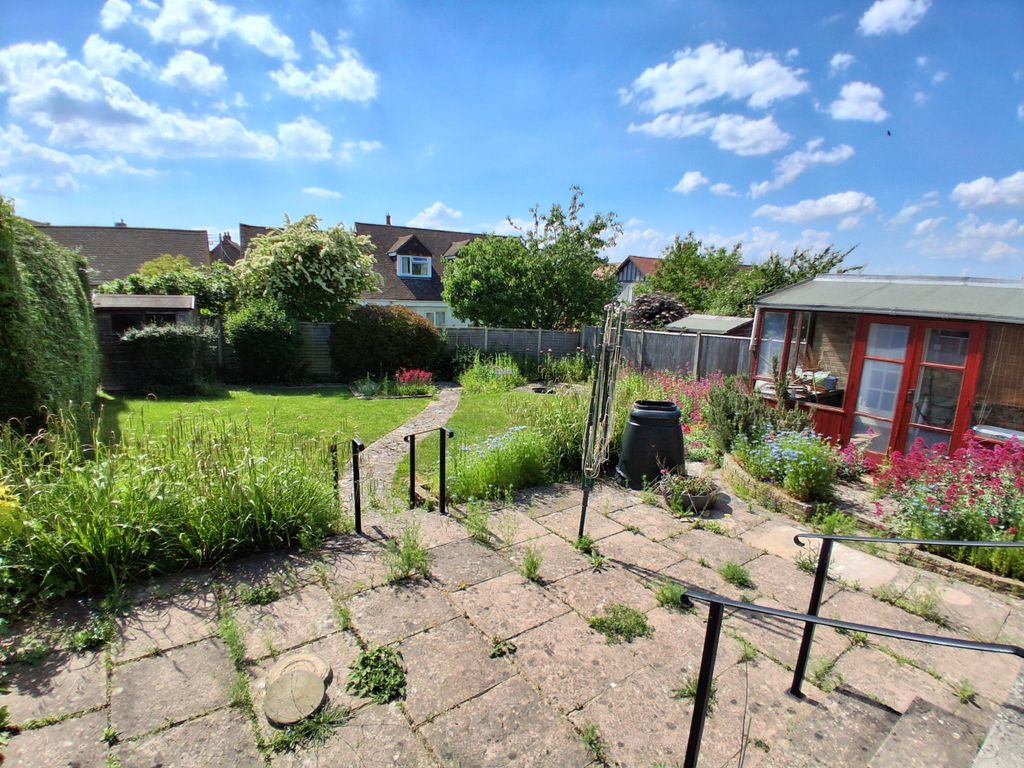 Property photo 3 of 10