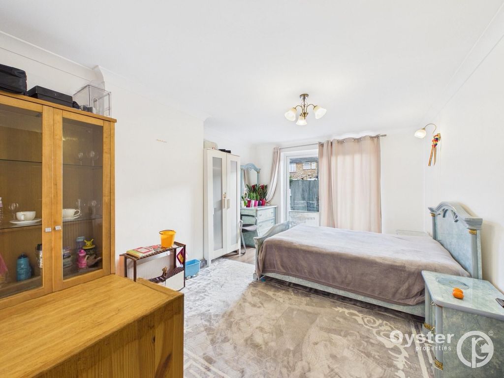 Property photo 2 of 12 Reception