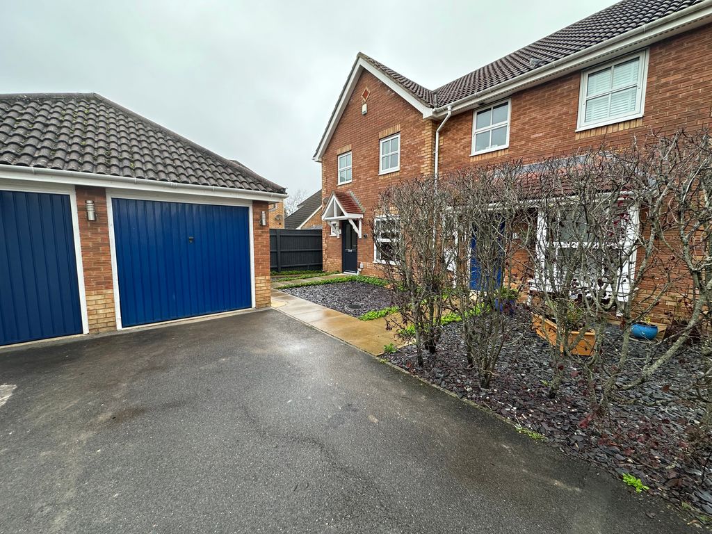 Property photo 2 of 11 Img_9018