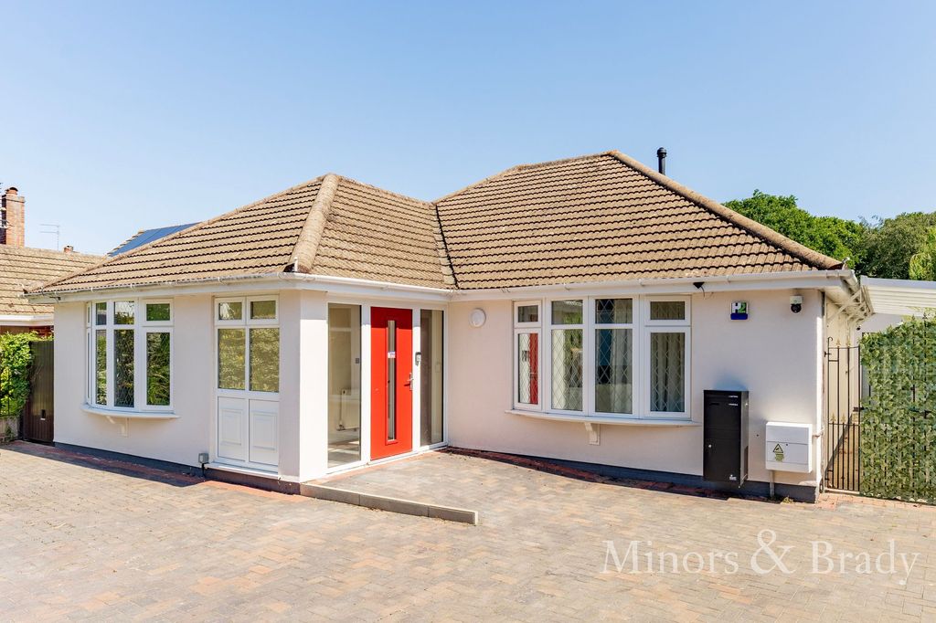 Property photo 1 of 30
