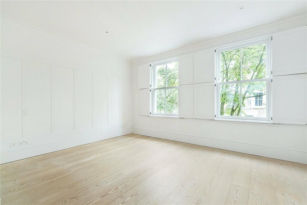 Property photo 3 of 24 Rumbold