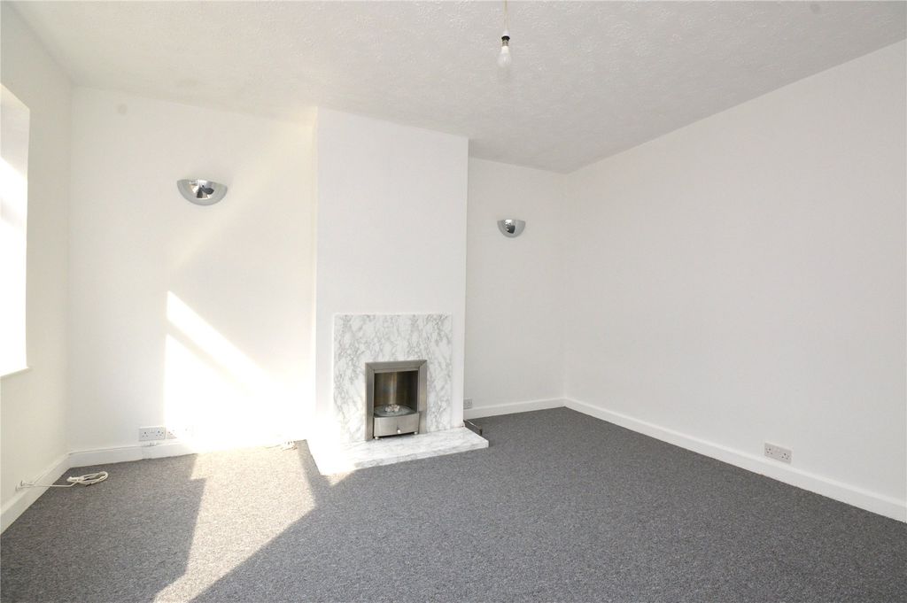 Property photo 2 of 10 Picture No. 01