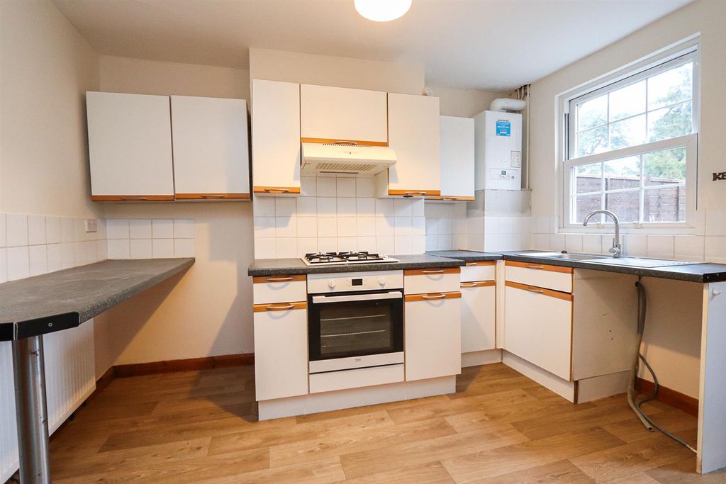 Property photo 3 of 15