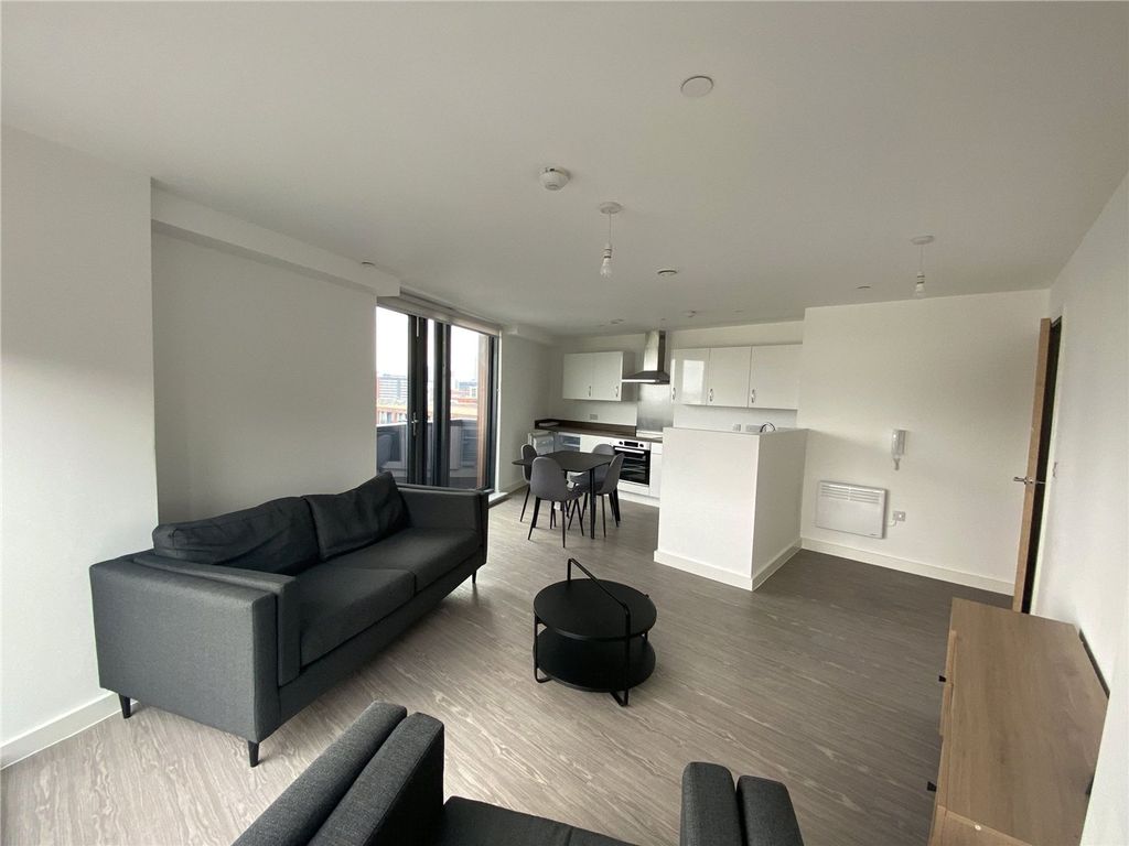 Property photo 2 of 13