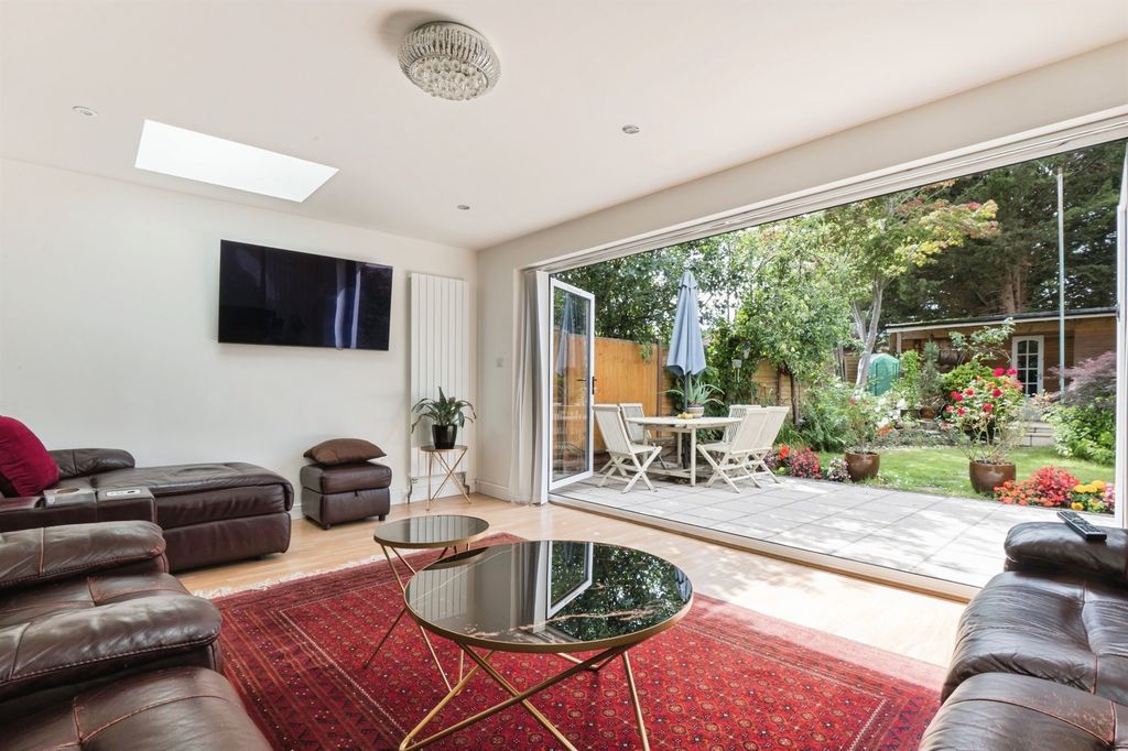 Property photo 2 of 15