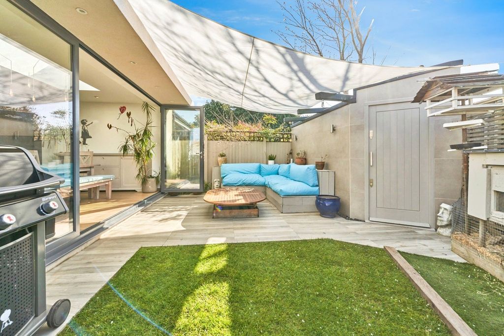 Property photo 2 of 16 Picture No. 07