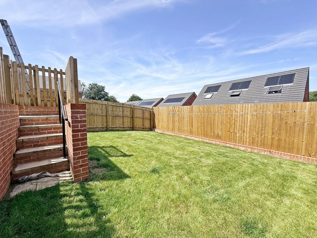 Property photo 3 of 30 Rear Garden