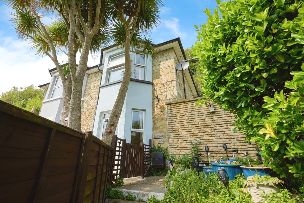 Property photo 1 of 19 Front