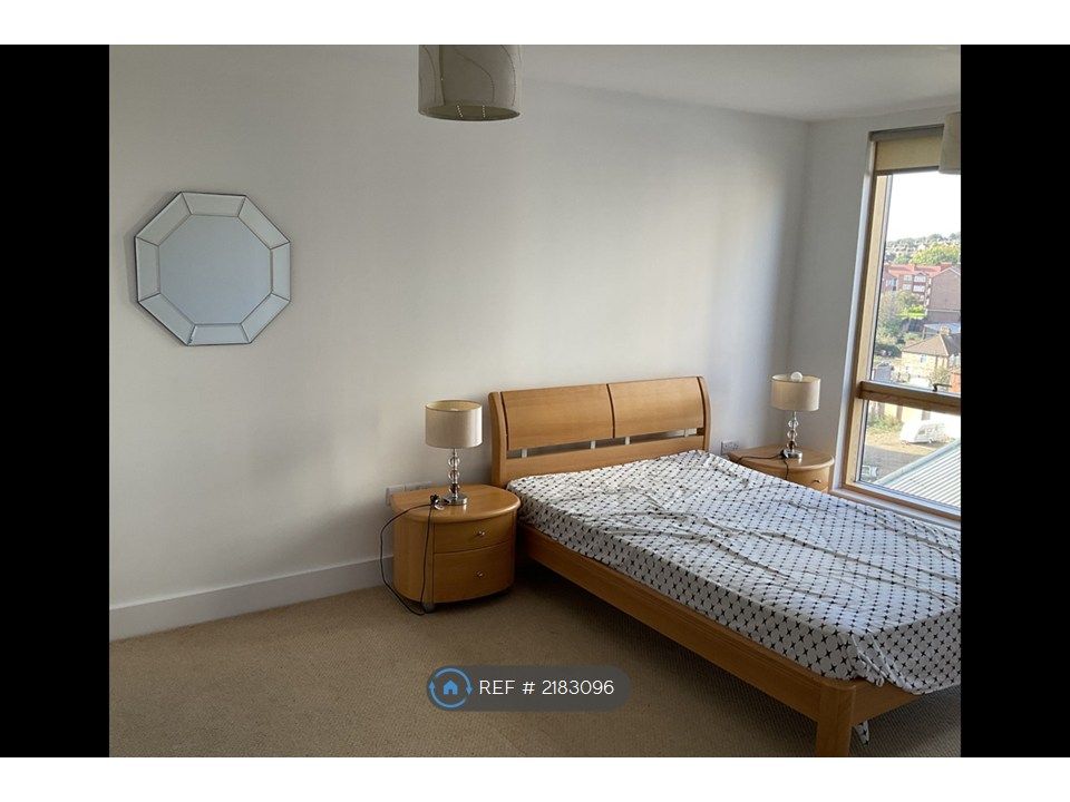 Property photo 3 of 6