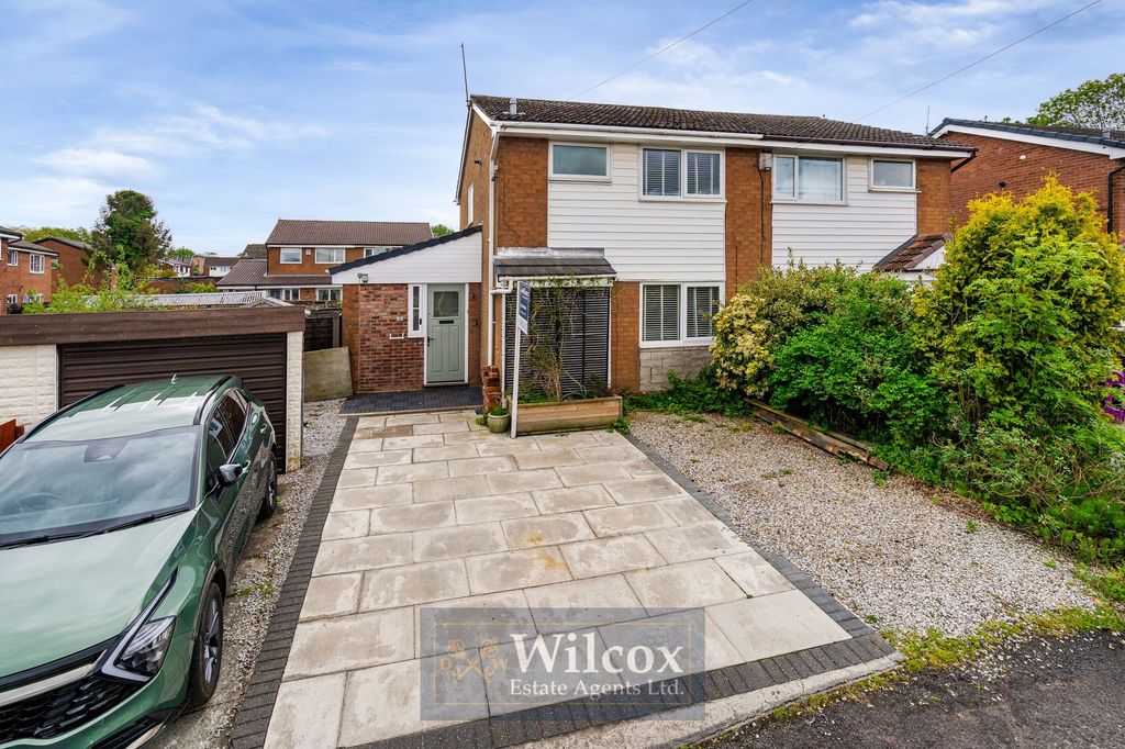 Property photo 1 of 29