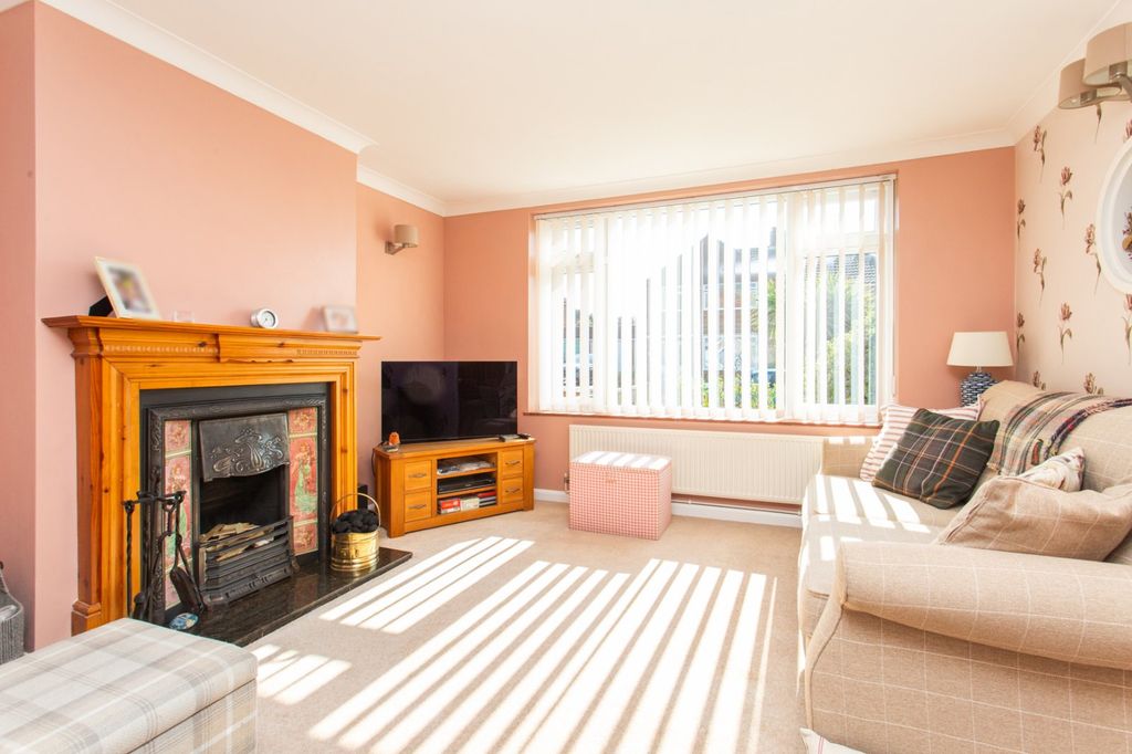 Property photo 2 of 19 Picture 2