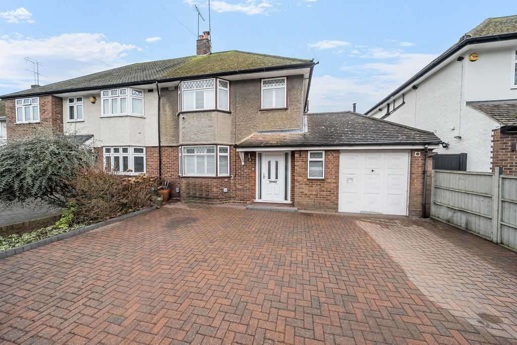 Property photo 1 of 16