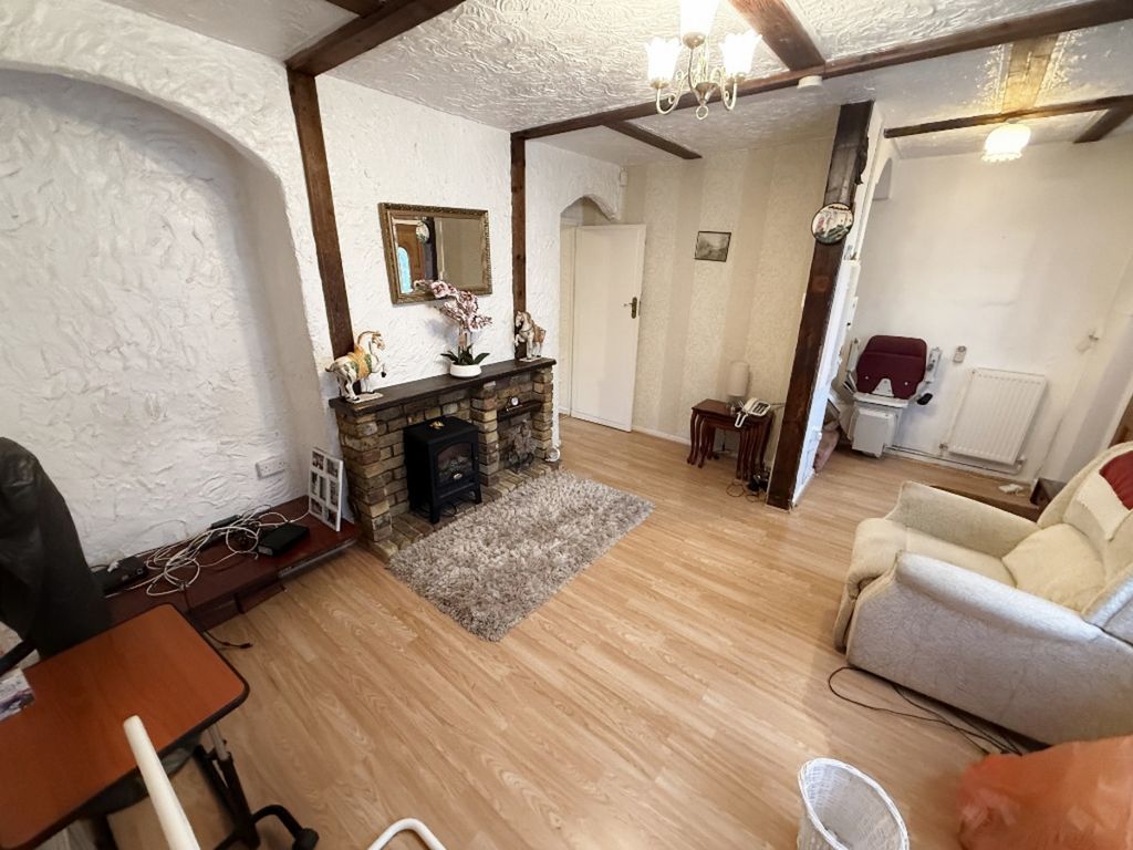 Property photo 3 of 16