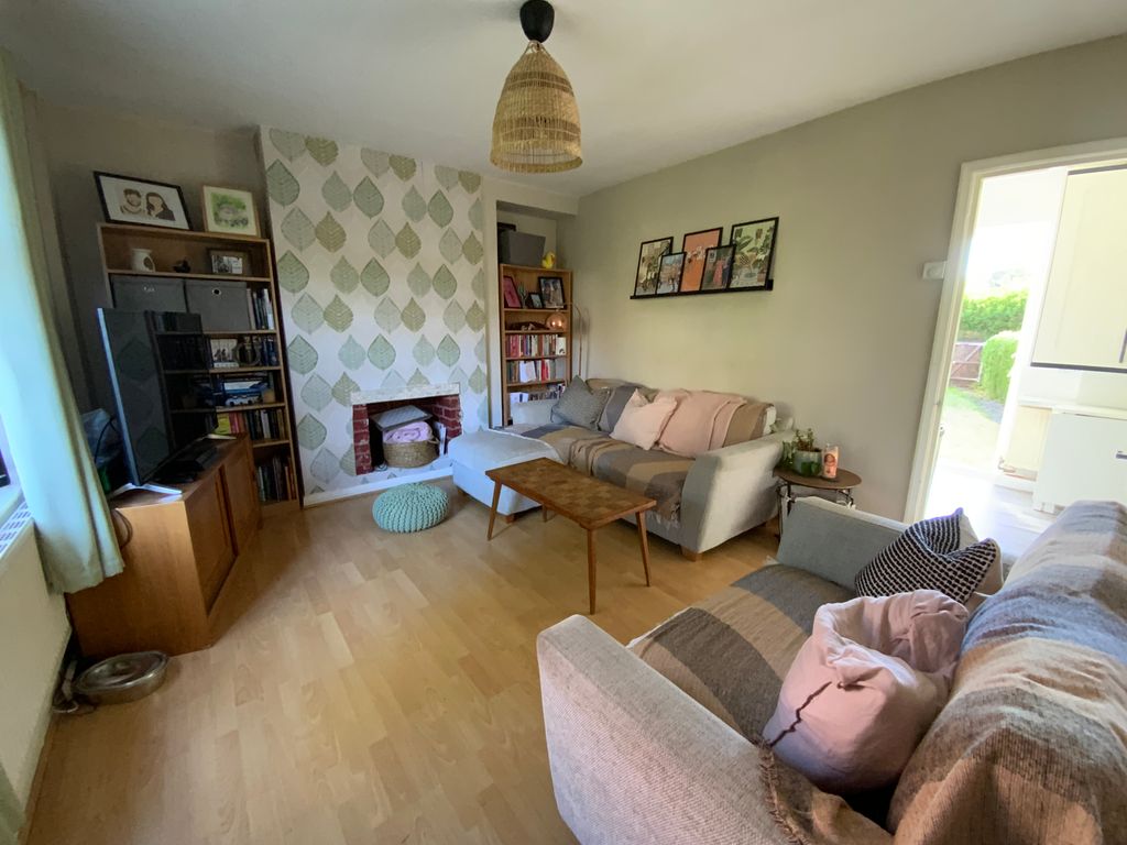 Property photo 3 of 14 Img_1309