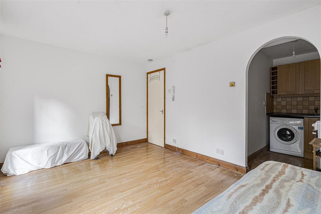 Property photo 1 of 6 10_54287.Jpg