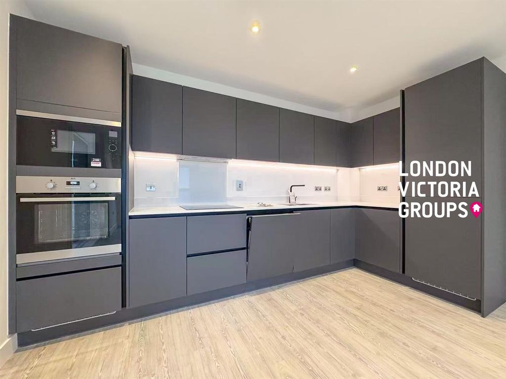 Property photo 1 of 10 1-5476.Jpg