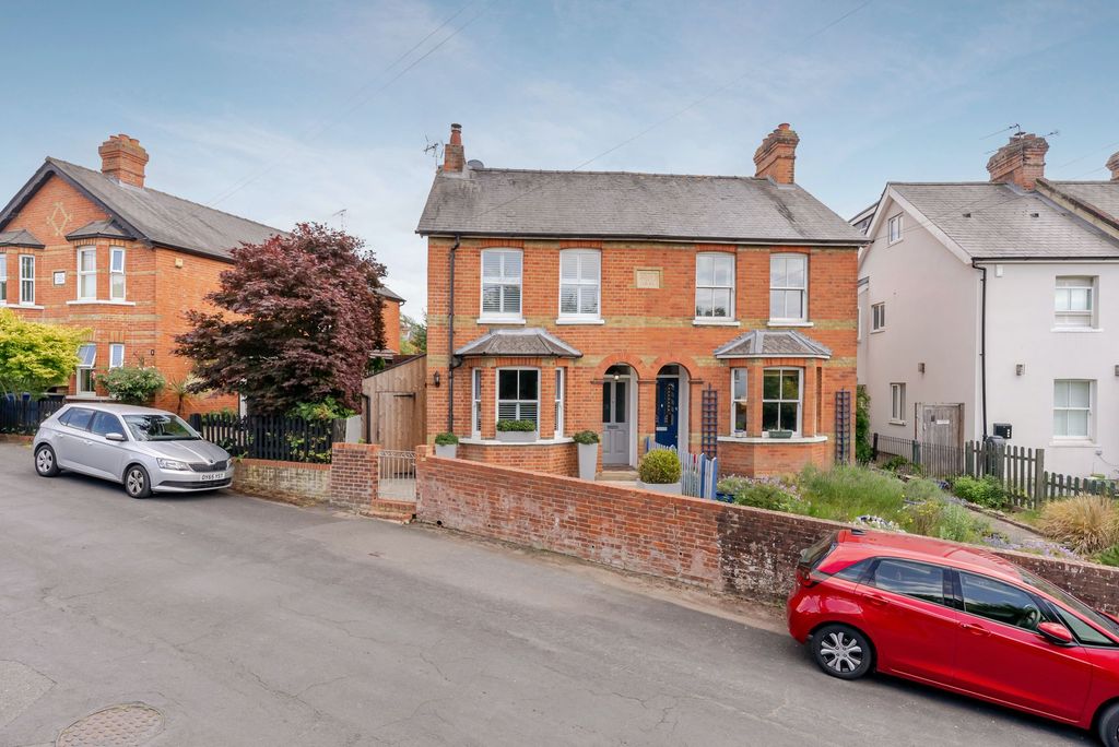 Property photo 1 of 10