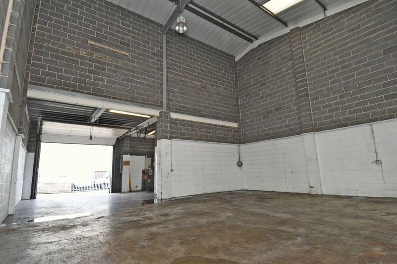 Property photo 2 of 12 Photo 3