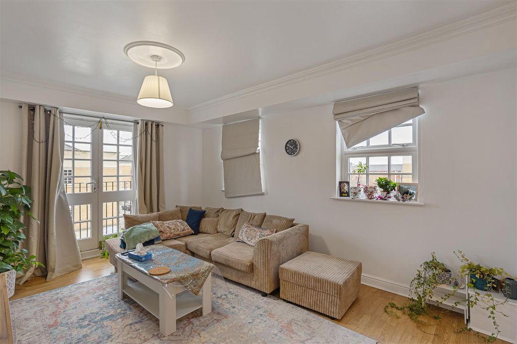 Property photo 3 of 14 11_Phoenix Boulevard_34.Jpg