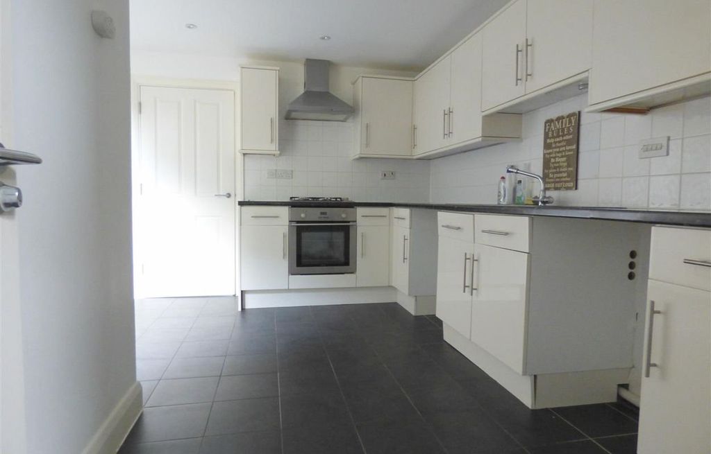 Property photo 2 of 9 Picture 2