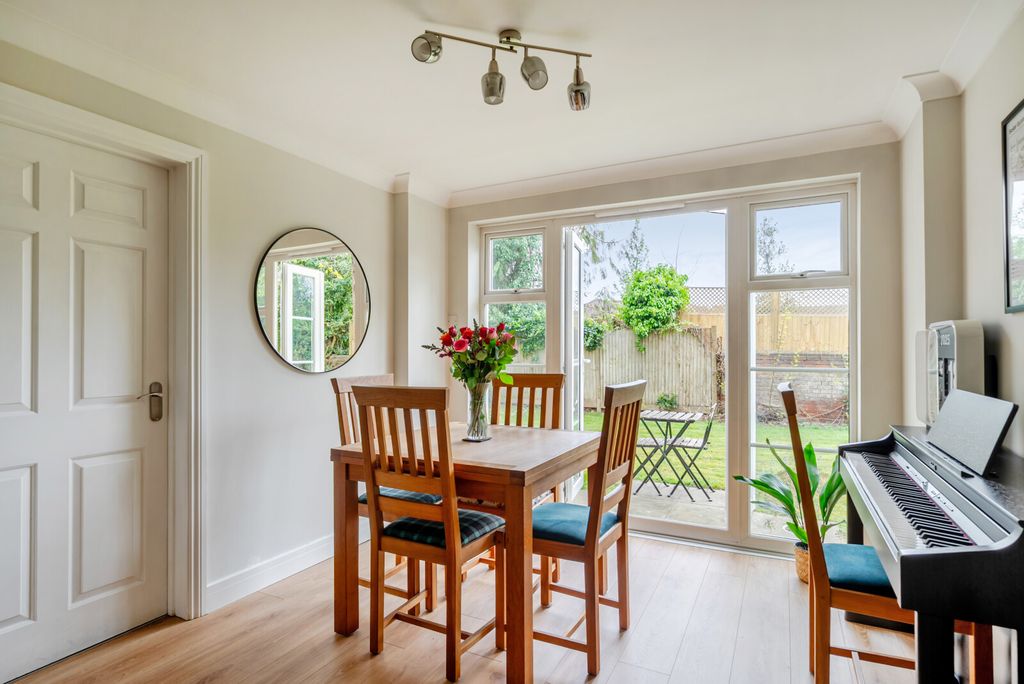 Property photo 2 of 19 1439226-16-69E237...