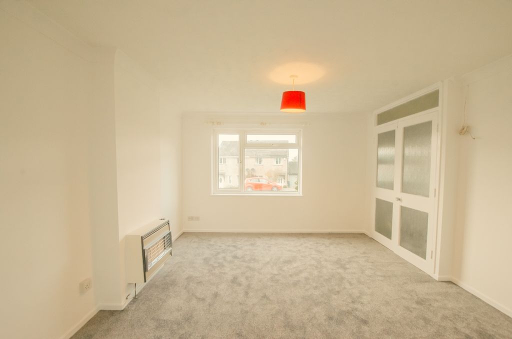 Property photo 3 of 11 7 Kernow Close Tps Bodmin 01208 74182-20